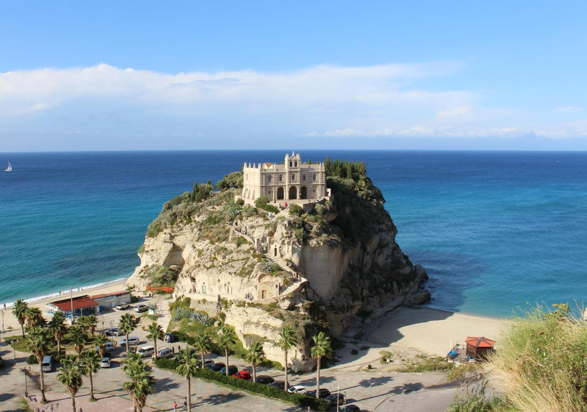 Drapia Galaxy Rooms Tropea מראה חיצוני תמונה